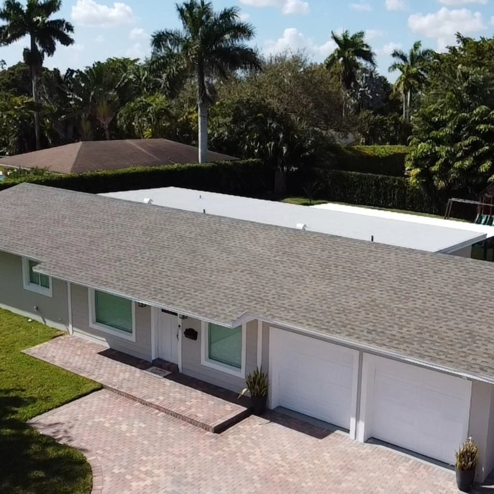 Slide of Molina's Roofing Services