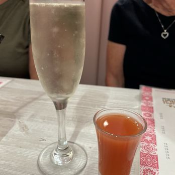 Quiero Brunch - Champagne with side of your choice of juice - Mexican Near Me - Temecula, California Quiero Brunch - Champagne with side of your choice of juice - Mexican Near Me - Temecula, California