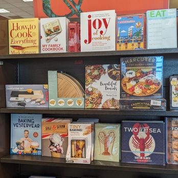BARNES NOBLE Updated December 2025 48 Photos 34 Reviews 12170