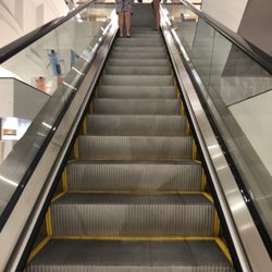 Dillard's - Dillard's Greenwood Mall Escalators