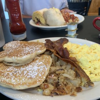 Cafe at The Mill - The combo and the burrito - delicious, fresh and juuuuuust the right size. - Breakfast & Brunch Near Me - Sellersville, Pennsylvania