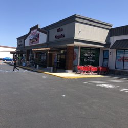 Grocery outlet newest tenant