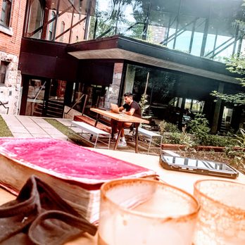Osmo x Marusan - Groovy outdoor space. - Coffee & Tea Near Me - Montreal, Quebec Osmo x Marusan - Groovy outdoor space. - Coffee & Tea Near Me - Montreal, Quebec