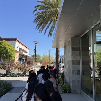 Heytea - Outside - Bubble Tea Near Me - Cupertino, California Heytea - Outside - Bubble Tea Near Me - Cupertino, California