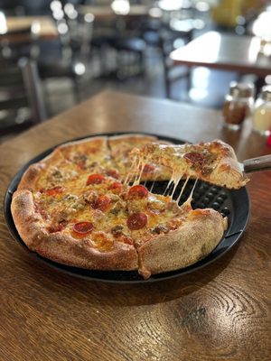 Rebellion Pizza by null