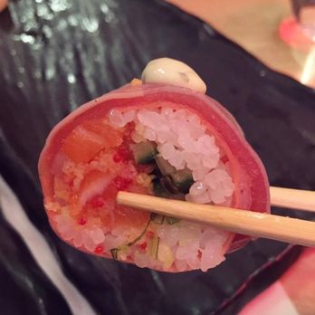 Ryú - Rainbow Ryú maki - Sushi Bars Near Me - Montreal, Quebec Ryú - Rainbow Ryú maki - Sushi Bars Near Me - Montreal, Quebec