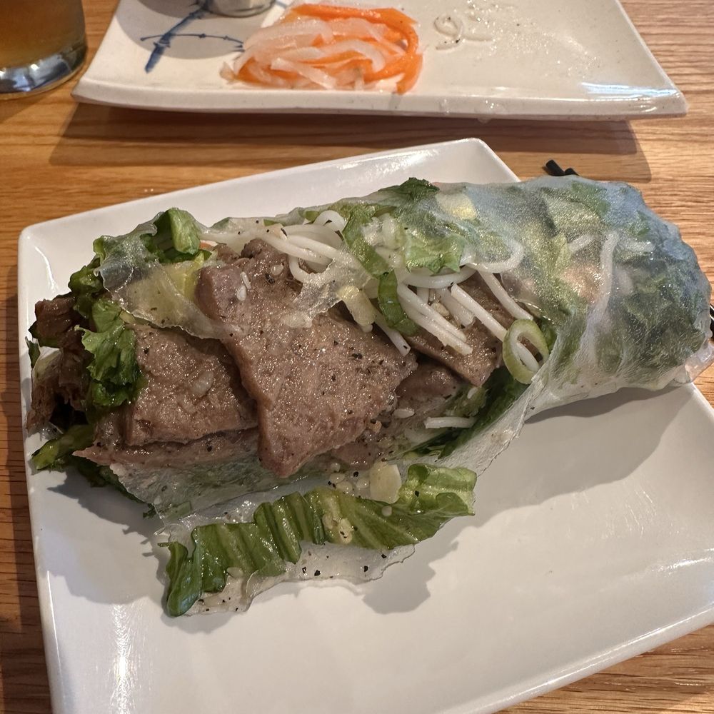 Vegan spring roll with veggie meat