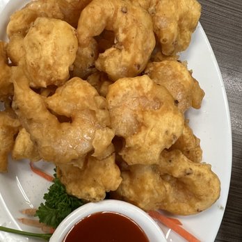 Swatow Restaurant - Prawns - Chinese Near Me - Toronto, Ontario