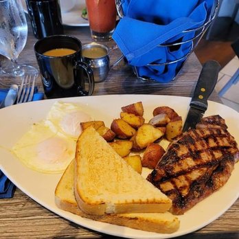Polo’s Corner - Steak and Eggs - New American Near Me - Livermore, California Polo’s Corner - Steak and Eggs - New American Near Me - Livermore, California