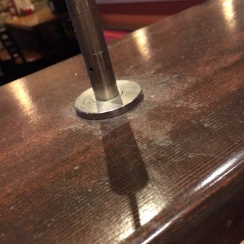 Chili's - Dust... gross. Right in front where we were eating - Bars Near Me - Las Vegas, Nevada