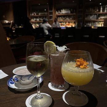 Lewers Lounge - Jazz & Blues Near Me - Honolulu, Hawaii Lewers Lounge - Jazz & Blues Near Me - Honolulu, Hawaii