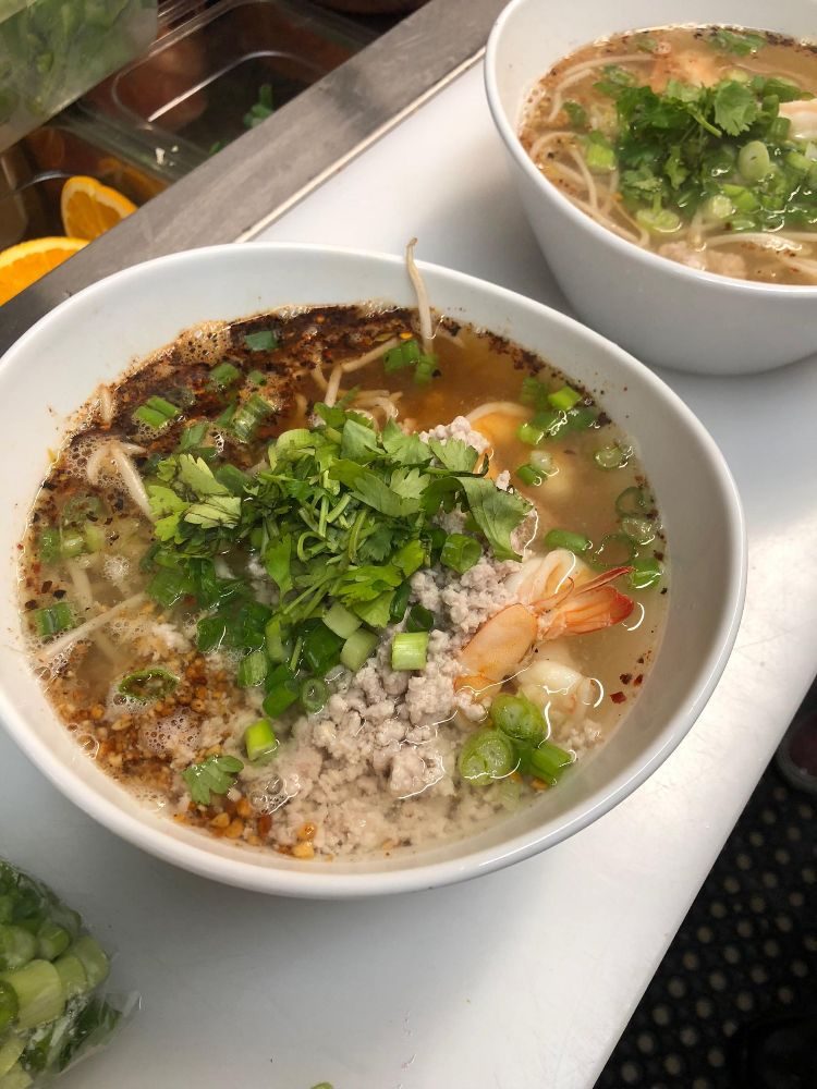 Sen Lek Tom Yum Thin Rice Noodle Soup With Homemade Broth Ground