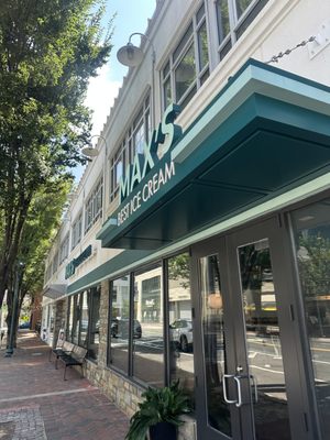 Max's Best Ice Cream by null