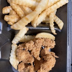 Supposed to be a 12pc chicken nugget meal