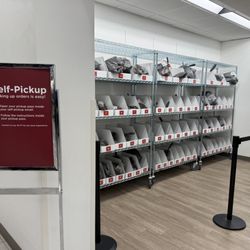 Kohl's - Handy self pickup service.