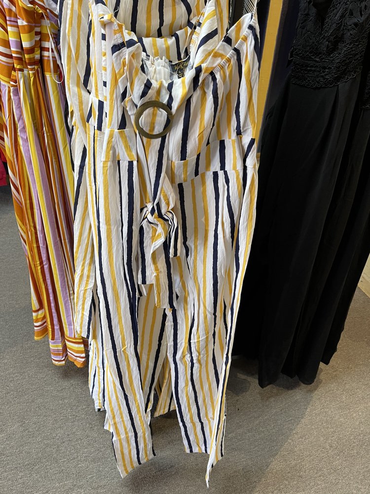 THREADZ CLOTHING BOUTIQUE 33 Photos 303 E Canal St, Alamogordo, New