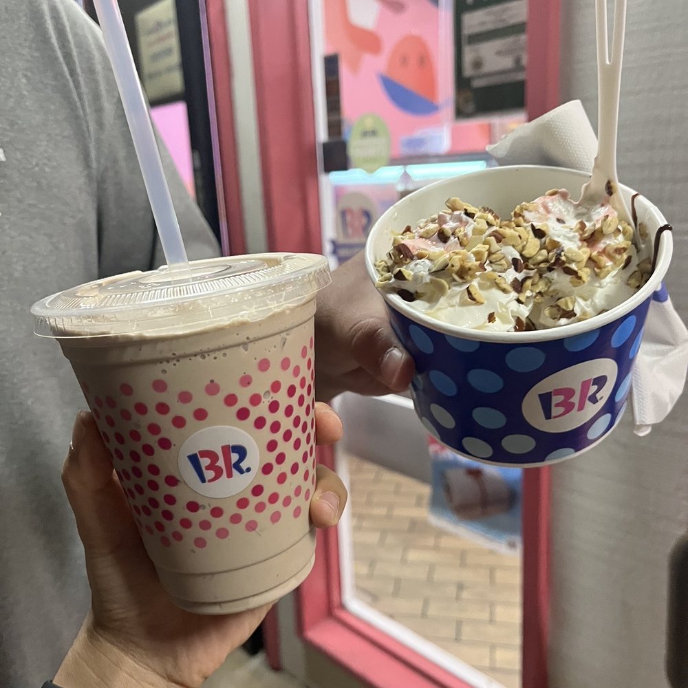 Baskin-Robbins - Shake and sundae - Ice Cream & Frozen Yogurt Near Me - Honolulu, Hawaii