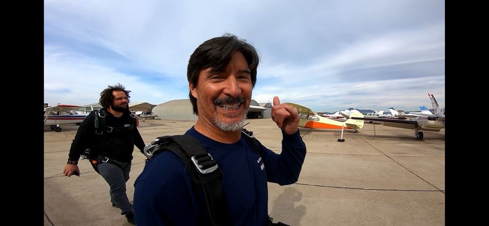 Pacific Coast Skydiving Logo