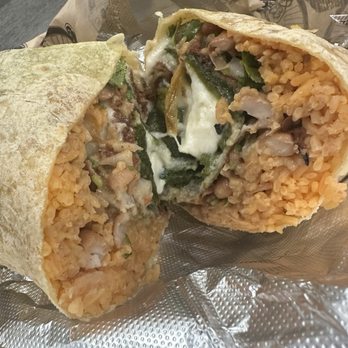 Pablito's Tacos - Chile relleno burrito - Peruvian Near Me - Burbank, California Pablito's Tacos - Chile relleno burrito - Peruvian Near Me - Burbank, California