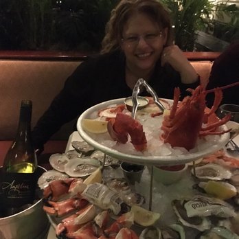 Old Ebbitt Grill - Delicious - Bars Near Me - Washington, DC, District of Columbia