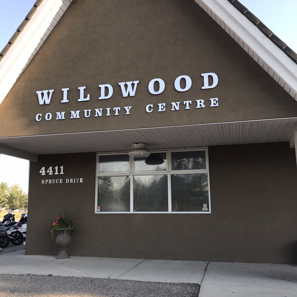 WILDWOOD COMMUNITY ASSOCIATION Updated August 2024 11 Photos 4411 Spruce Dr SW, Calgary