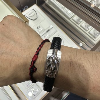 LukFook Jewellery - Jewelry Near Me - Queens, New York LukFook Jewellery - Jewelry Near Me - Queens, New York
