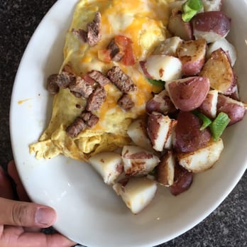 The Best Breakfast Cafe - Brother in law had omelette & potatoes. Also had to chose 4 ingredients. He chose  steak, cheese, tomatoes, and cream cheese. - American Near Me - Oxnard, California