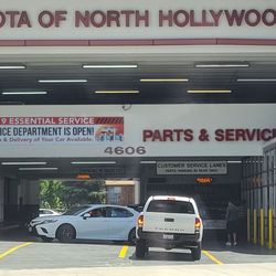 NORTH HOLLYWOOD TOYOTA SERVICE - 47 Photos & 352 Reviews - 4645 ...