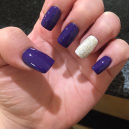 Purple nails with accent nail