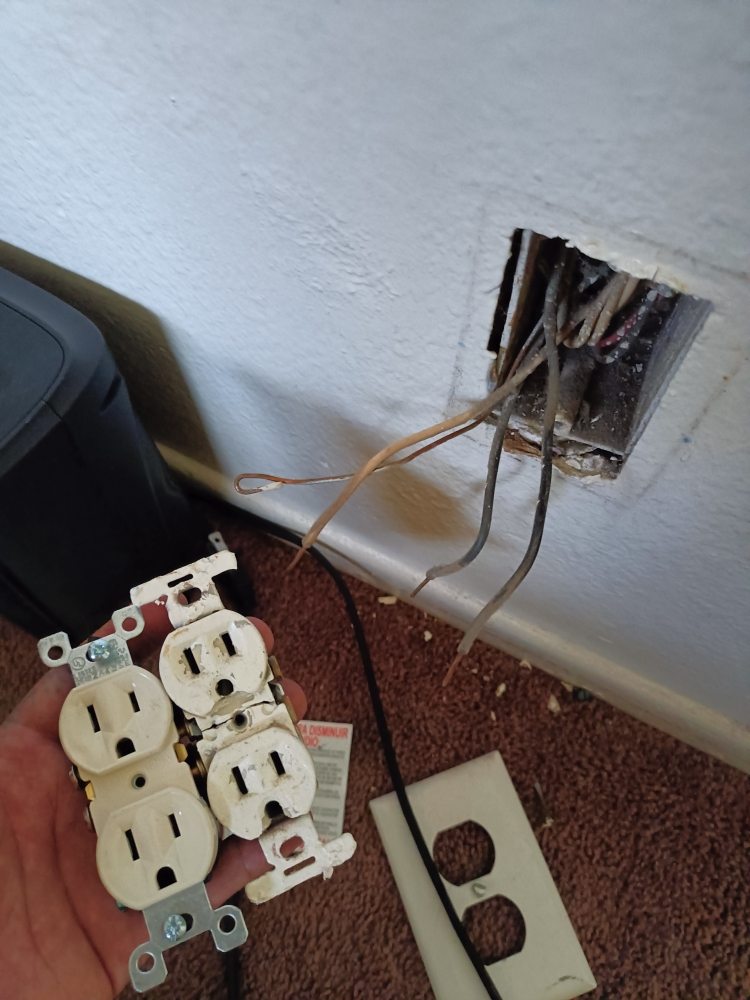 Slide of Lozada's Electric / Handyman