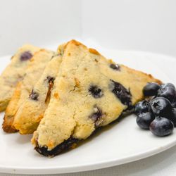 Bakin’ It Keto Bakery - Blueberry Skones