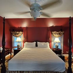 George Brooks House Bed & Breakfast