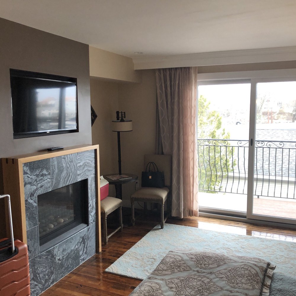 16 Bay View - Very clean. - Hotels Near Me - Camden, Maine 16 Bay View - Very clean. - Hotels Near Me - Camden, Maine
