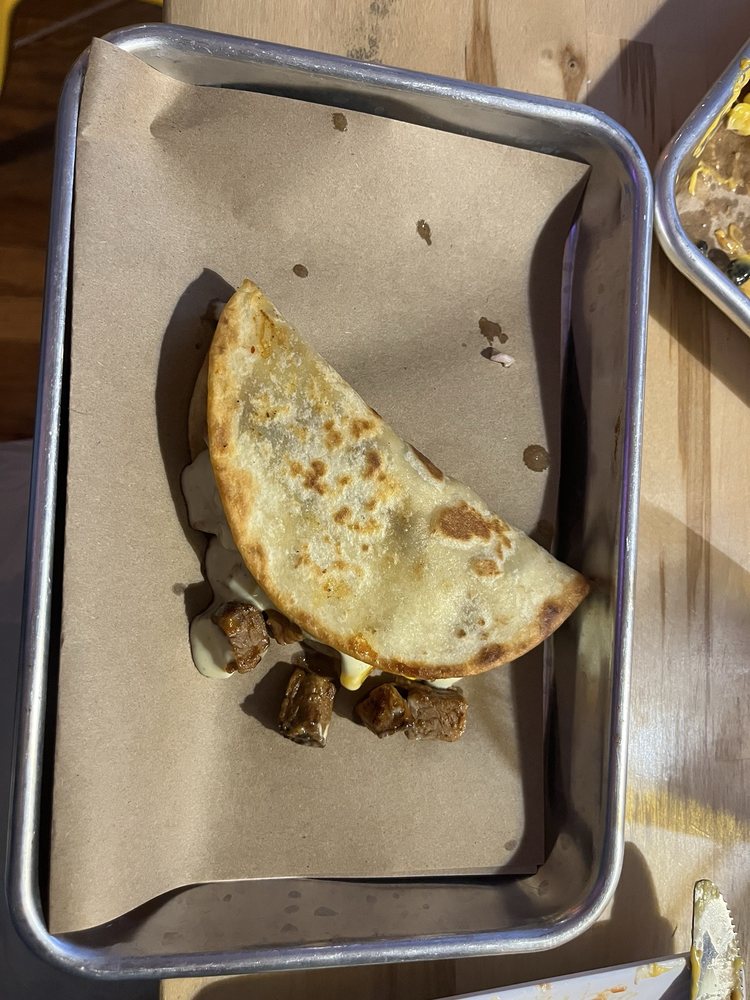 Ellie’s Country Club