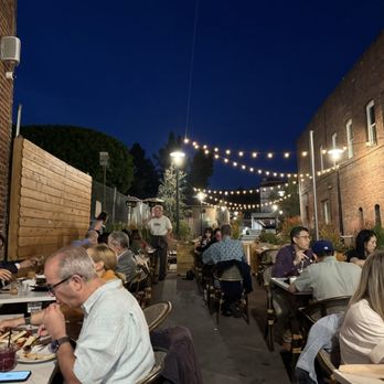 Dos Besos - Outside patio - Spanish Near Me - Pasadena, California Dos Besos - Outside patio - Spanish Near Me - Pasadena, California