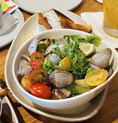 Mahi ‘ai Table by null