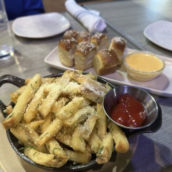 Danville Brewing - Garlic Parmesan Fries - Breweries Near Me - Danville, California