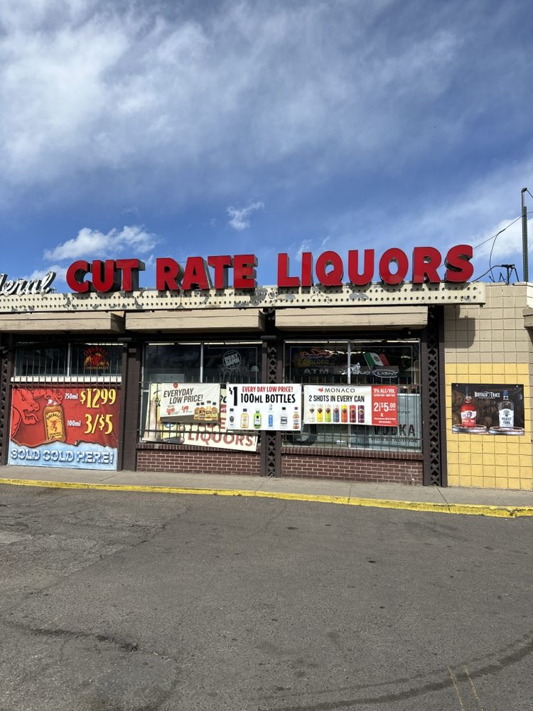 Federal Liquors Logo