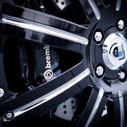 Exotic Customs - We designed the wheel centers to be machined allowing proper spacing for the 8 piston mono-bloc Brembo calipers and 16" truck rotors.
