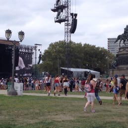 Made in America's main stage in front of Philadelphia museum of art Made in America's main stage in front of Philadelphia museum of art