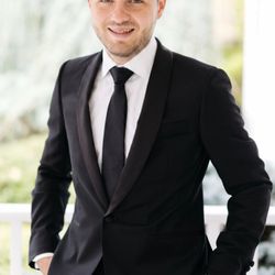 Veitengruber Law