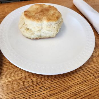 Evelyn’s Kitchen Table - Giant biscuit only $3 - Breakfast & Brunch Near Me - Kingsport, Tennessee
