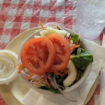 Sorrento Italian Kitchen - A fresh garden salad. - Pizza Near Me - Long Beach, California Sorrento Italian Kitchen - A fresh garden salad. - Pizza Near Me - Long Beach, California
