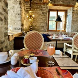 Chez Muffy - Inside