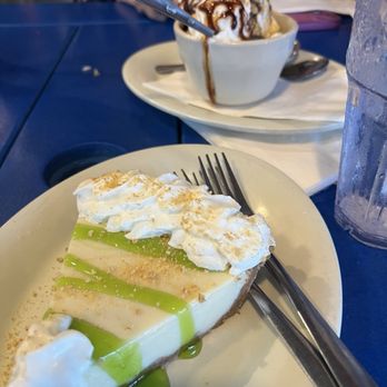 Conch Republic Grill - Key Lime Pie - Seafood Near Me - North Redington Beach, Florida