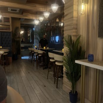 Vero Social - High top dining area ! - Wine Bars Near Me - New York, New York Vero Social - High top dining area ! - Wine Bars Near Me - New York, New York