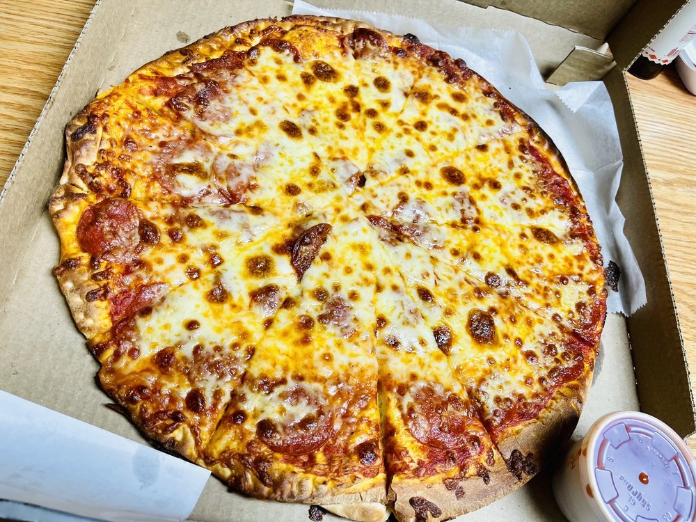 GINO’S PIZZA & SPAGHETTI HOUSE Updated September 2024 25 Photos