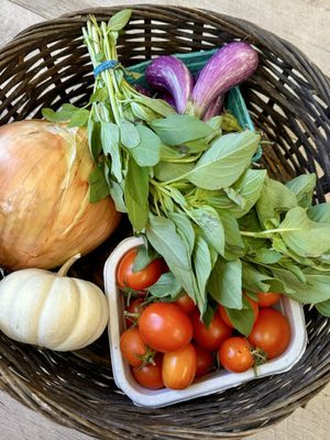 Tenfold Farmstand by null