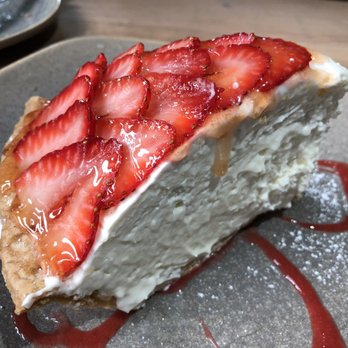Moku Kitchen - Glad they have dessert, it saved the luncheon. - Cocktail Bars Near Me - Honolulu, Hawaii Moku Kitchen - Glad they have dessert, it saved the luncheon. - Cocktail Bars Near Me - Honolulu, Hawaii