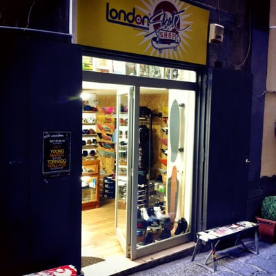 London Store by null